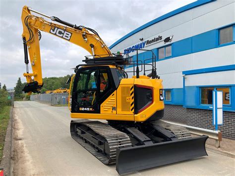 3 ton zero tail swing mini digger excavator for hire|3000 lb mini excavator rental.